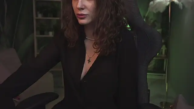 OliviaMcClean online show from 13, 4, 2026