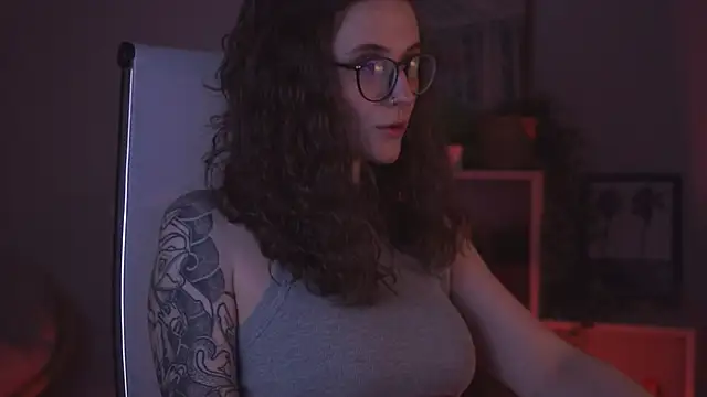 OliviaMcClean online show from 21, 3, 2025