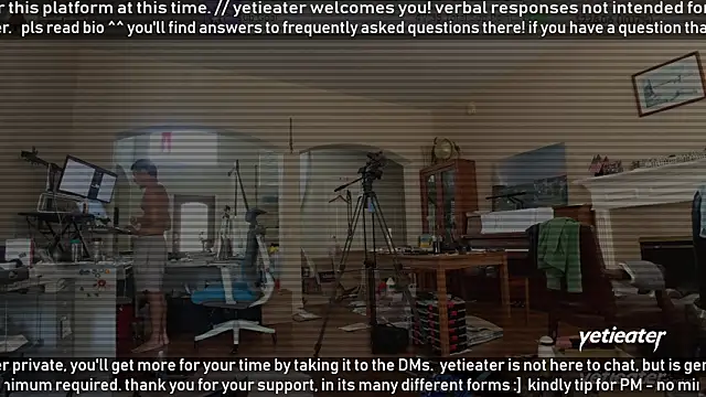 Snapshot of yetieater chatting on 22, 5, 2026 yetieater online show from 22, 5, 2026