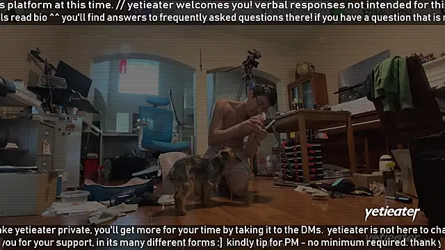 Snapshot of yetieater chatting on 27, 5, 2026 yetieater online show from 27, 5, 2026