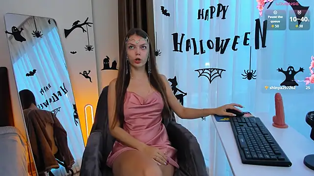 Alice neon online show from 30, 10, 2025