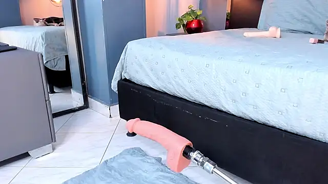 Snapshot of Melissa_23_ chatting on 9, 11, 2025 Melissa 23 online show from 9, 11, 2025