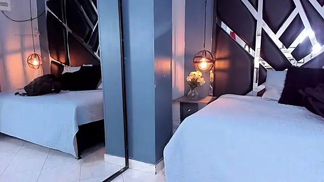 Snapshot of Melissa_23_ chatting on 25, 10, 2025 Melissa 23 online show from 25, 10, 2025