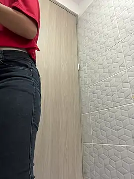 ElectraRhodes1 online show from 1, 2, 2026