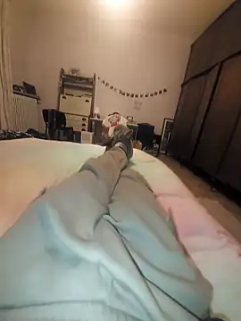 Cazzettostorto99 online show from 5, 2, 2026