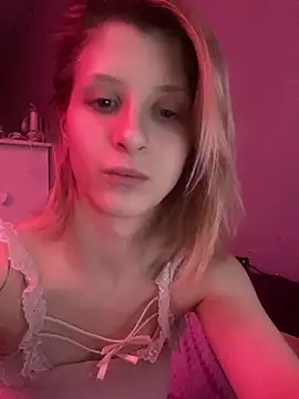 Snapshot of amorearte_m chatting on 3, 3, 2025 amorearte m online show from 3, 3, 2025