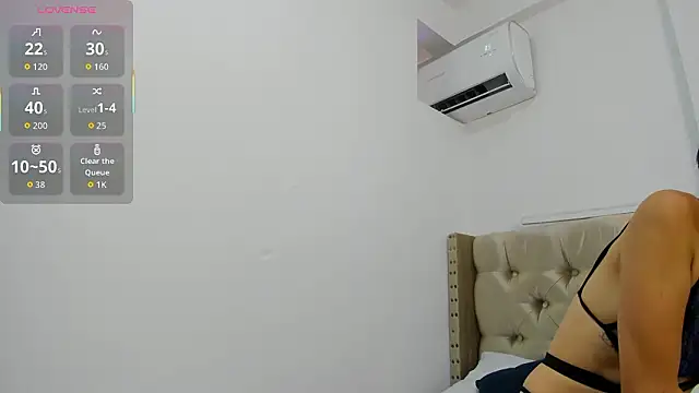 ArianaaGrace online show from 20, 3, 2026