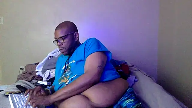 Snapshot of MITB86 chatting on 13, 3, 2026 MITB86 online show from 13, 3, 2026