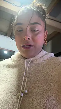 LiraSonnett online show from 5, 12, 2025