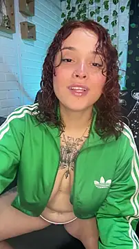 LiraSonnett online show from 14, 12, 2025