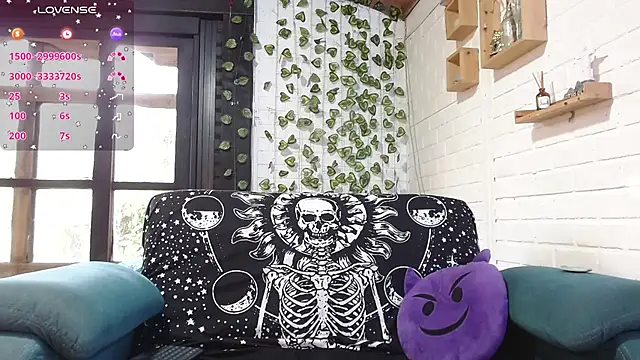 LiraSonnett online show from 25, 11, 2025