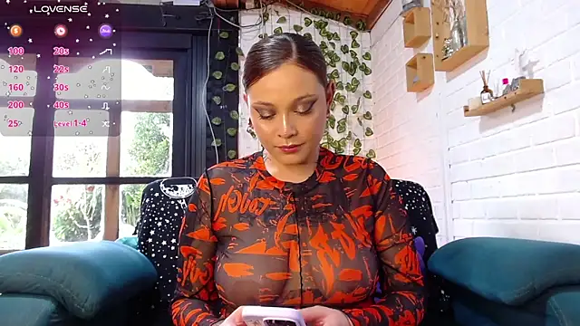 LiraSonnett online show from 24, 2, 2026