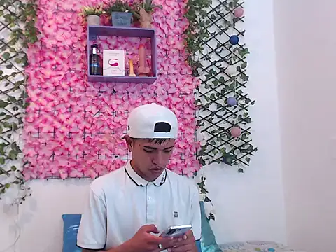 Snapshot of willians___0 chatting on 21, 10, 2025 willians 0 online show from 21, 10, 2025