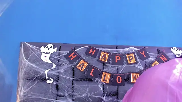 Snapshot of DANESKA_HILLER chatting on 23, 10, 2025 DANESKA HILLER online show from 23, 10, 2025