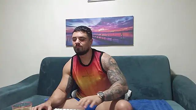 Tiberius hunk online show from 20, 11, 2025