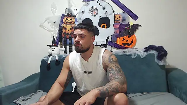 Tiberius hunk online show from 29, 10, 2025