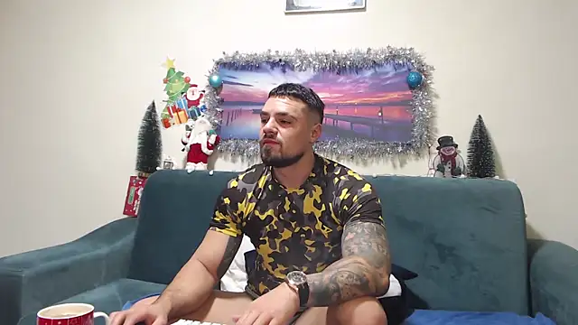 Tiberius hunk online show from 20, 12, 2025