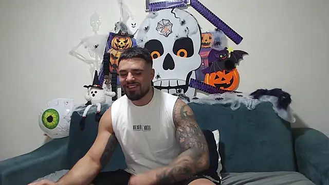 Tiberius hunk online show from 25, 10, 2025