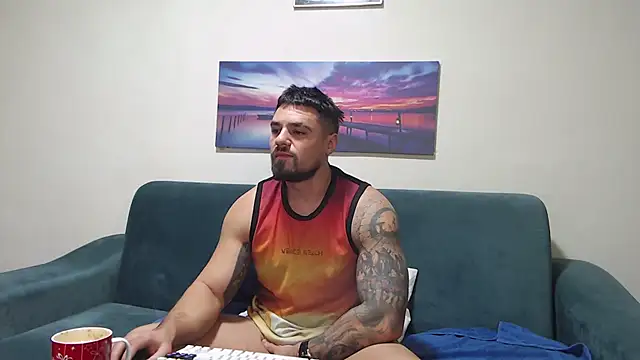 Tiberius hunk online show from 2, 12, 2025