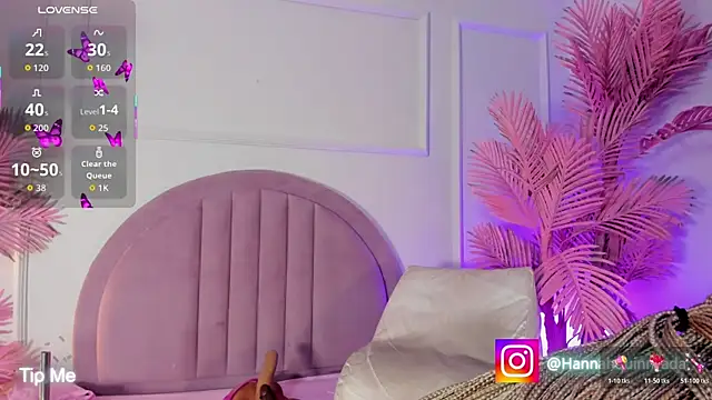 Snapshot of Hanaahquinn chatting on 18, 7, 2026 Hanaahquinn online show from 18, 7, 2026