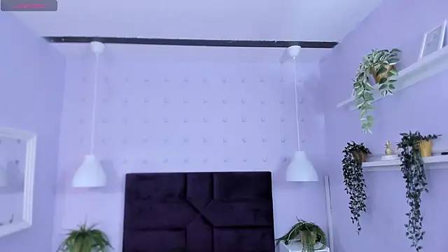 Hanaahquinn online show from 25, 10, 2025