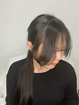 MinaKubo online show from 1, 5, 2026