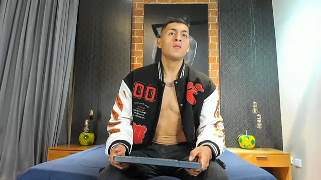NoahVolkov online show from 3, 3, 2025
