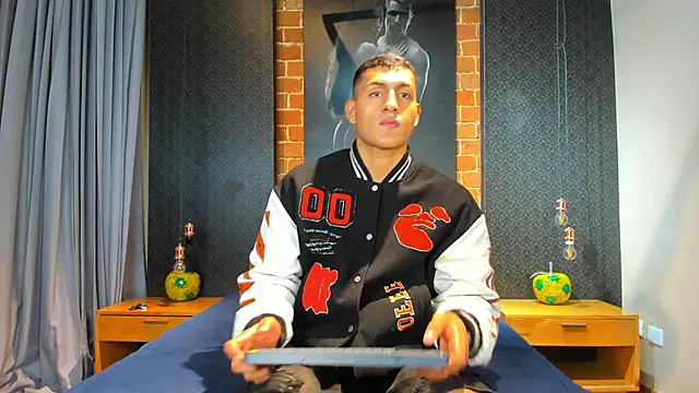 NoahVolkov online show from 6, 3, 2025