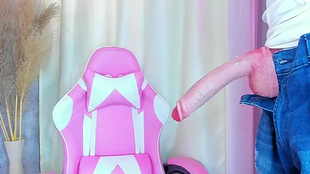 Snapshot of im_hanna1 chatting on 24, 10, 2025 im hanna1 online show from 24, 10, 2025