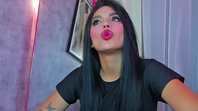 Snapshot of im_hanna1 chatting on 19, 10, 2025 im hanna1 online show from 19, 10, 2025