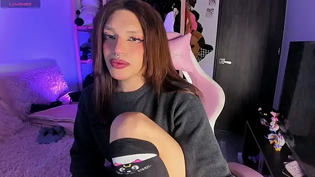 Loona s online show from 4, 4, 2026