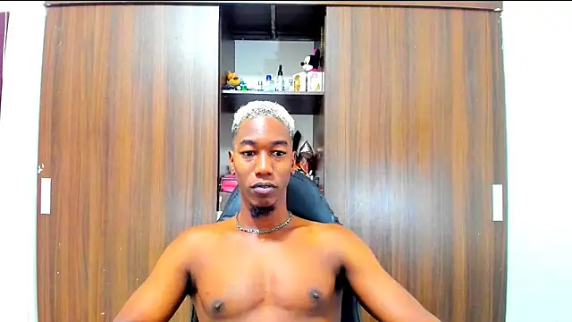 Snapshot of Dreamastercum_ chatting on 29, 11, 2025 Dreamastercum online show from 29, 11, 2025