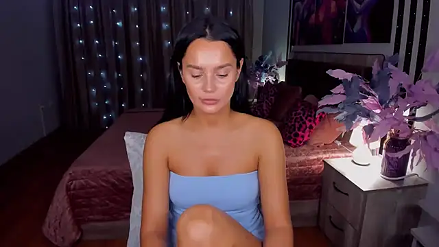 Snapshot of DanaSincere chatting on 30, 11, 2025 DanaSincere online show from 30, 11, 2025