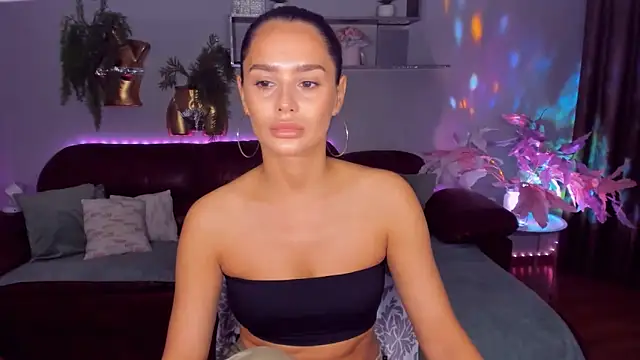 DanaSincere online show from 9, 4, 2026