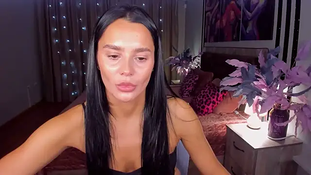 DanaSincere online show from 4, 12, 2025