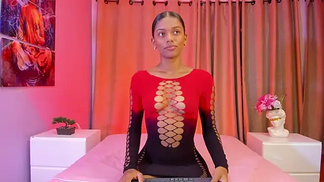 Lia Taylor1 online show from 4, 2, 2026