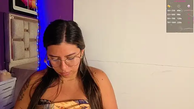 emilyy cooperr online show from 1, 6, 2026