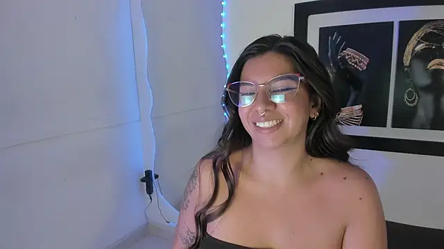 emilyy cooperr online show from 17, 9, 2025