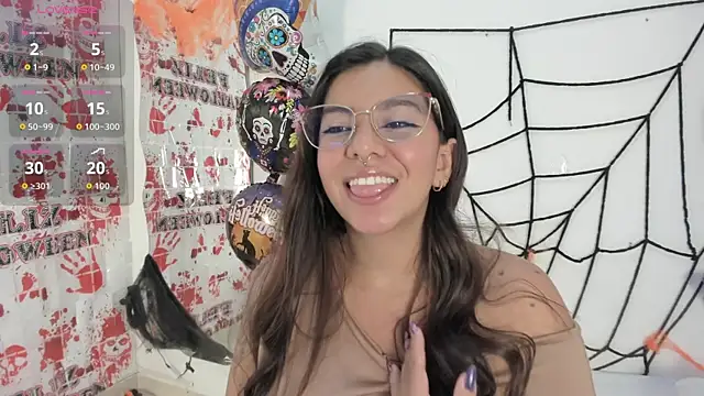 emilyy cooperr online show from 11, 10, 2025