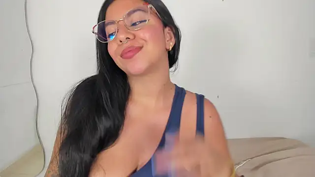 emilyy cooperr online show from 22, 12, 2025