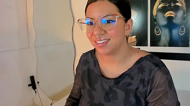 emilyy cooperr online show from 13, 11, 2025