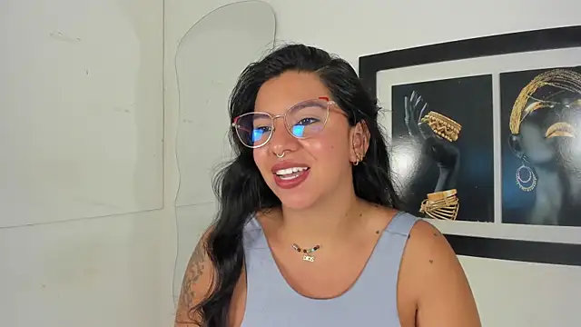 emilyy cooperr online show from 16, 12, 2025