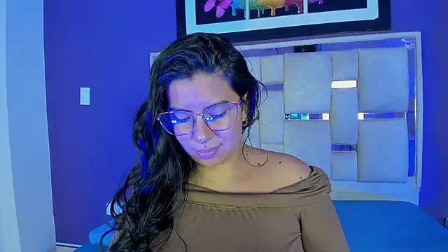 emilyy cooperr online show from 24, 2, 2026