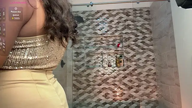 emilyy cooperr online show from 1, 11, 2025