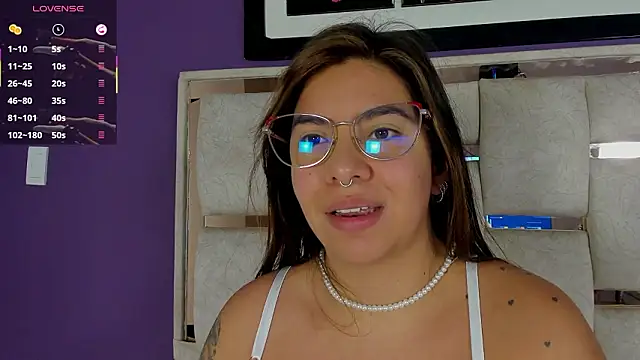 emilyy cooperr online show from 20, 3, 2026