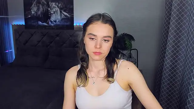 EmelyMason online show from 3, 3, 2026