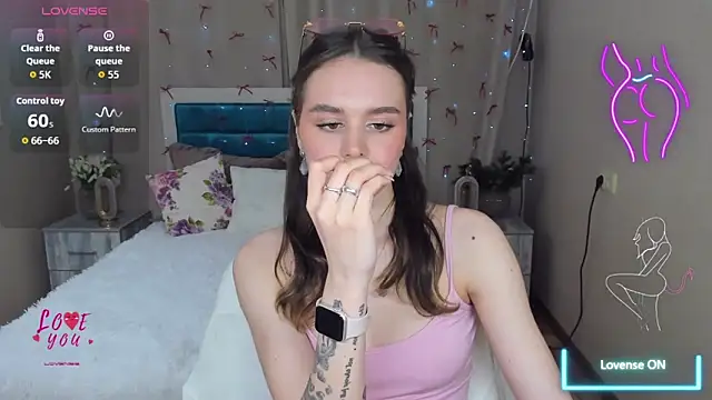 EmelyMason online show from 15, 4, 2026