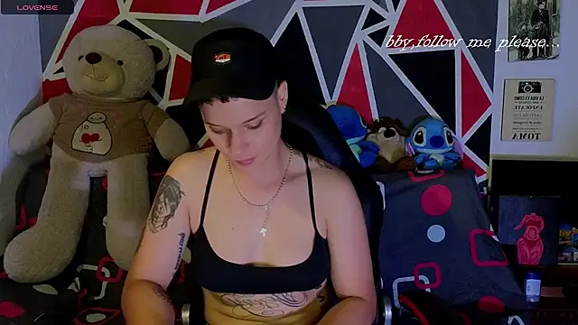 Snapshot of demimoore222 chatting on 16, 11, 2025 demimoore222 online show from 16, 11, 2025