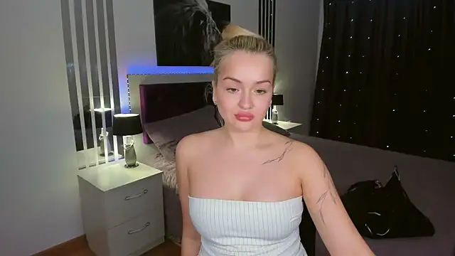 EvaGoddes online show from 10, 3, 2026