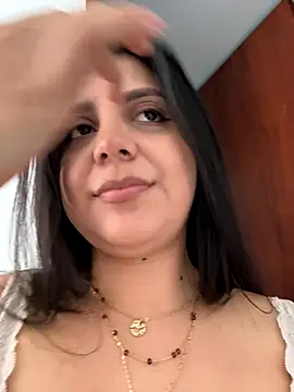 AliceGarc online show from 2, 10, 2025
